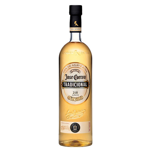 Tequila Tradicional 690 ml.